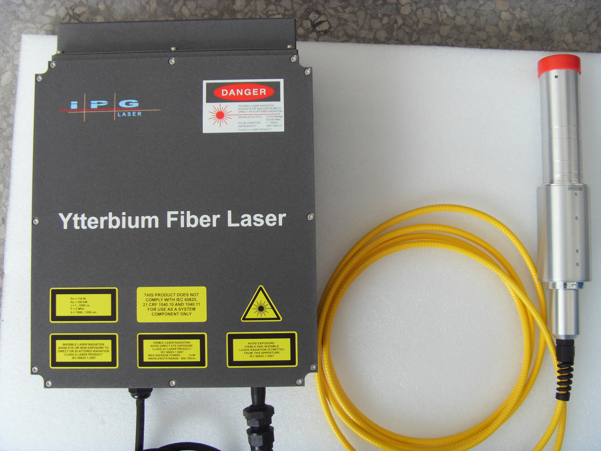 Источник q. Станок лазерной резки кл-01 Ytterbium Fiber Laser ЛК-1000. IPG лазеры. Лазерный источник IPG. Источник лазерной резки IPG.